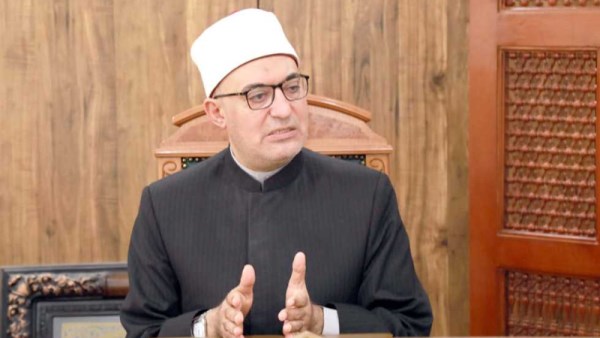 الدكتور نظير عياد