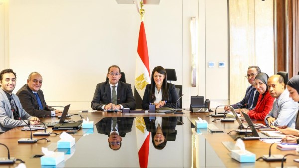 وزيرا التخطيط و المالية