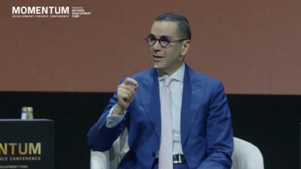 حسن الخطيب وزير الاستثمار