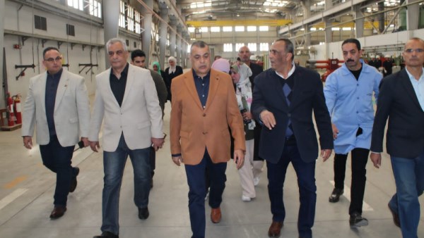 وزير الإنتاج الحربي