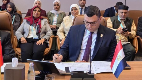 وزير الإسكان 
