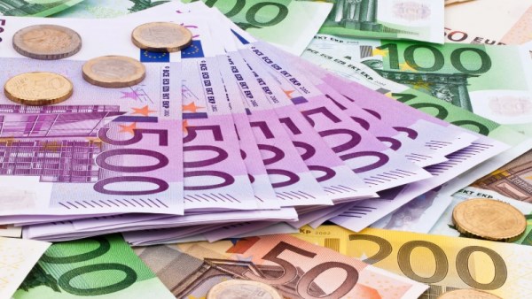سعر اليورو مقابل الجنيه اليوم