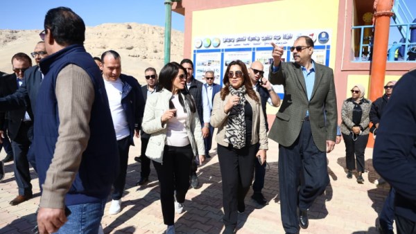 وزيرة التخطيط ووزيرة التنمية المحلية