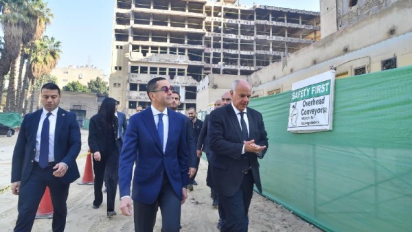 حسن الخطيب، وزير الاستثمار