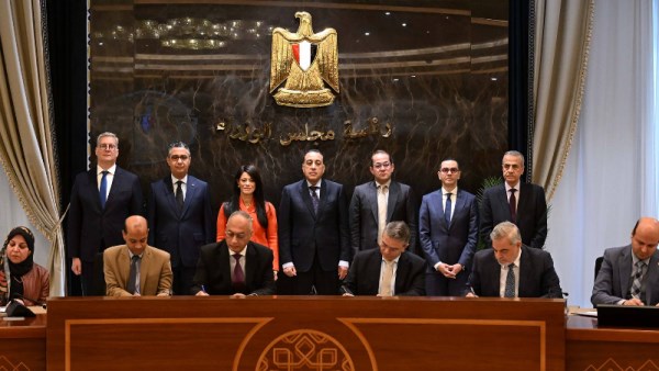 مدبولي يشهد توقيع بروتوكول توحيد أرقام الصادرات 
