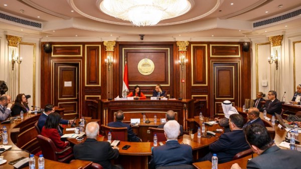  رانيا المشاط خلال الاجتماع