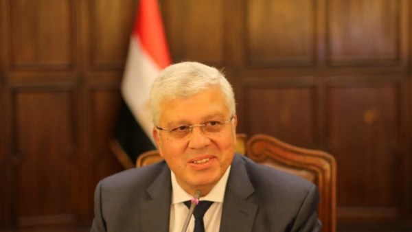 أيمن عاشور 