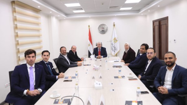 أيمن عاشور خلال الإجتماع