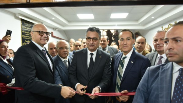  وزير التموين يفتتح مكتب السجل التجاري