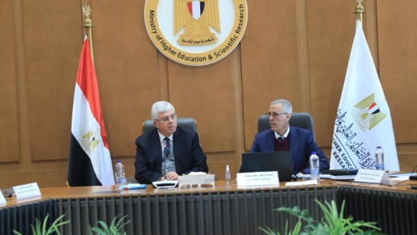 أيمن عاشور بمجلس الجامعات الأهلية