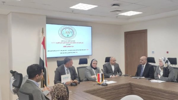 النقل للكهرباء تشهد توقيع عقد جديد مع شركة سيمنس للطاقة 