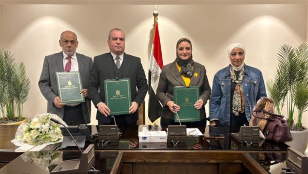 توقع عقدين لتعزيز استقرار الشبكة القومية