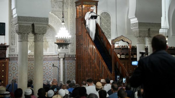 صلاة الجمعة اليوم
