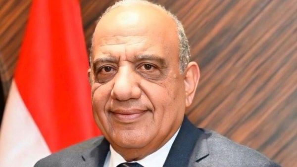 وزير الكهرباء
