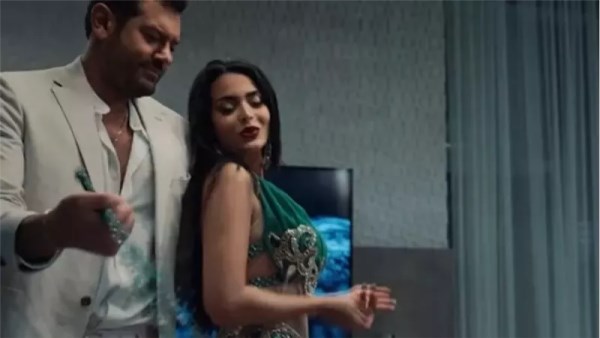فيلم السلم والتعبان 