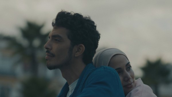  فيلم خلف أشجار النخيل، مشاهد جريئة تهز مهرجان مراكش