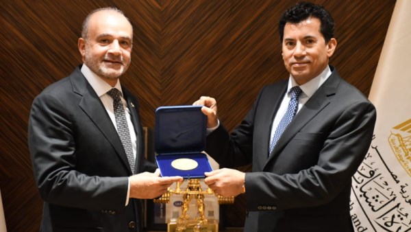  وزير الشباب والرياضة -  رئيس الاتحاد الدولي للسلاح