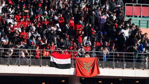 جماهير المغرب و مصر ايد واحدة 