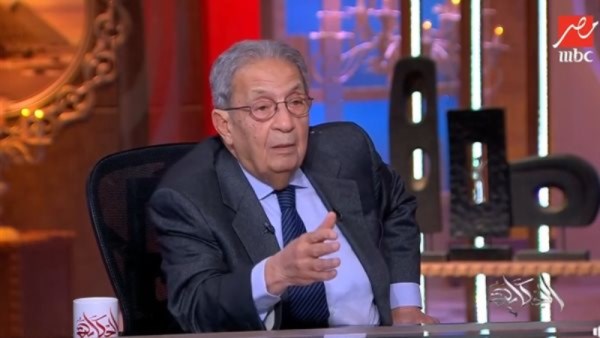 عمرو موسي 
