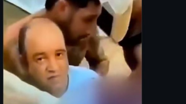 أحمد الأحمد مسلم ينقذ يهود سيدني الأسترالية من مجزرة كبرى 