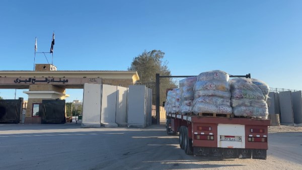 قافلة زاد العزة من مصر إلى غزة 