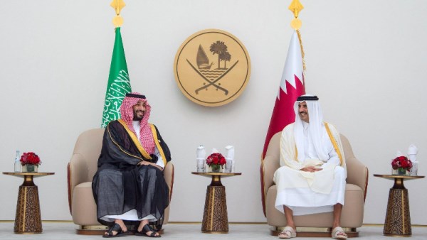 امير قطر وبن سلمان بالشبشب