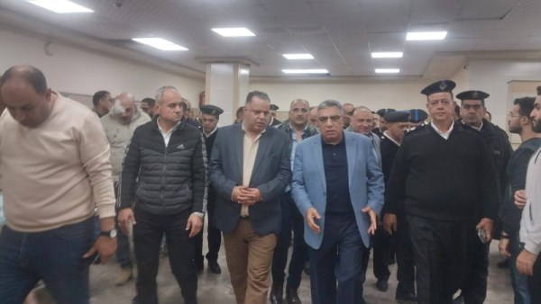 زيارة محافظ الدقهلية مصابي حريق سوق الخواجات 