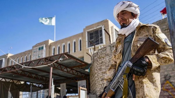 اشتباكات باكستان وأفغانستان