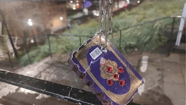 السويد تنتهك تدنيس المصحف