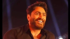 ماذا قال تامر حسني بعد إشادة الفنانة مي عز الدين بموقف تامر مع والدتها؟