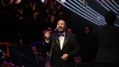 100 سنة غنا، علي الحجار يتجول فى ألحان سيد مكاوى على المسرح الكبير