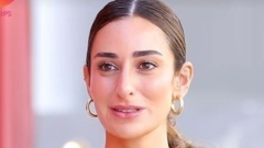 أمينة خليل من حفل joy Awards: أتمني مسلسل لام شمسية يفوز النهارده
