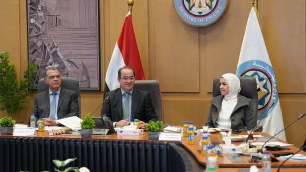 وزير المالية في لقاء المؤثرين