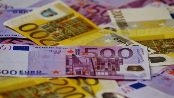 سعر اليورو مقابل الجنيه اليوم 