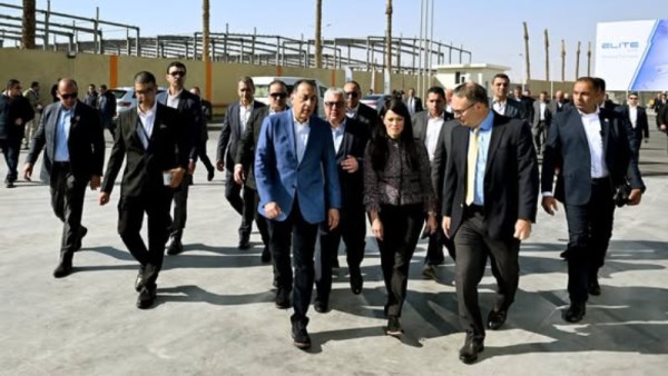 مدبولي يفتتح مشروعات صناعية