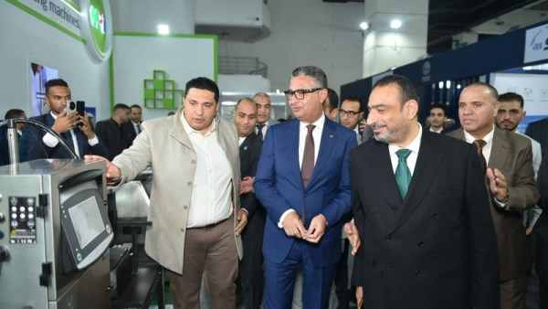  وزير التموين