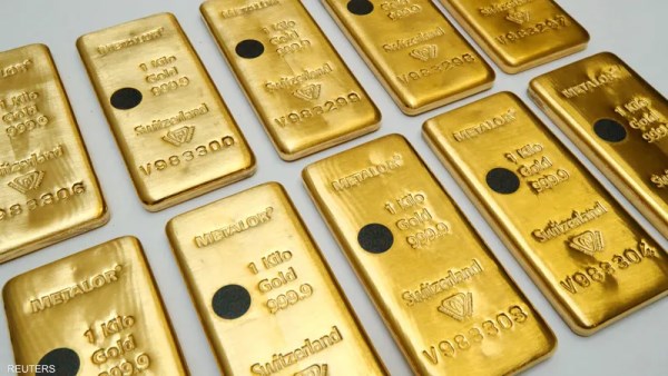 الذهب يكسر حاجز الـ 4800 دولار لأول مرة في التاريخ