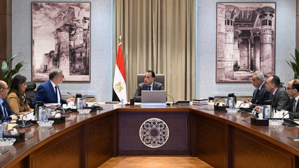 مدبولي يتابع خطة الاكتفاء الذاتي من البنزين والسولار