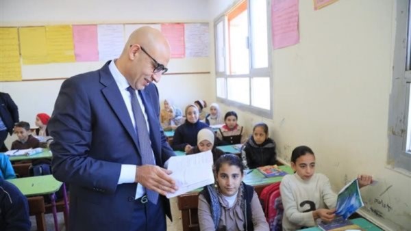 طلاب الصف الخامس الابتدائي 