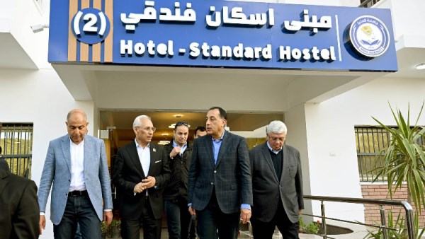 رئيس الوزراء يفتتح أول فندق بجامعة المنيا