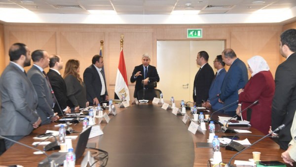 وزير السياحة 