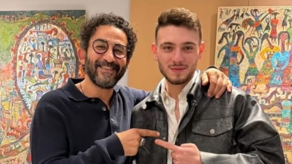 أحمد حلمي يستقبل الشامي في منزله