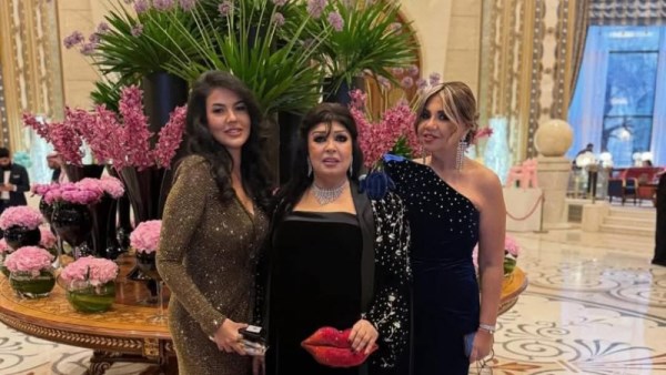 فيفي عبده وابنتها وبوسي شلبي