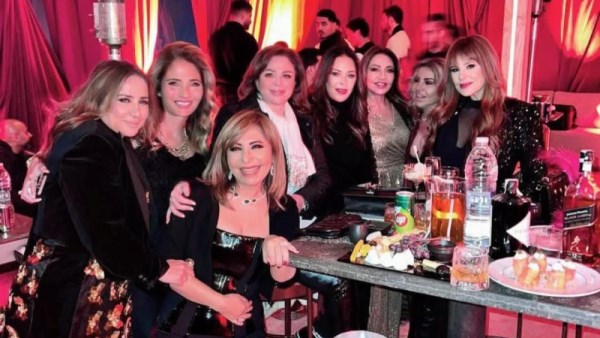 عيد ميلاد أنغام بحضور نجمات الوسط الفني 