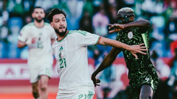 نيجيريا تضرب الجزائر  بثنائية 