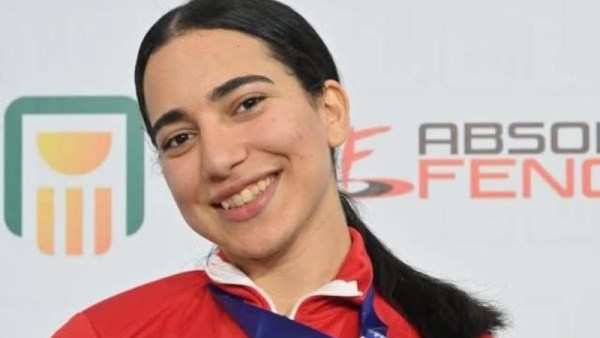  فرح محفوظ لاعبة منتخب مصر لسيف المبارزة
