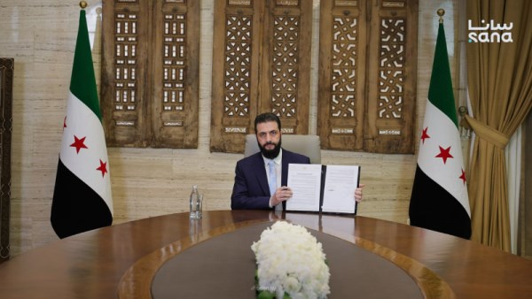 الرئيس السوري المؤقت أحمد الشرع