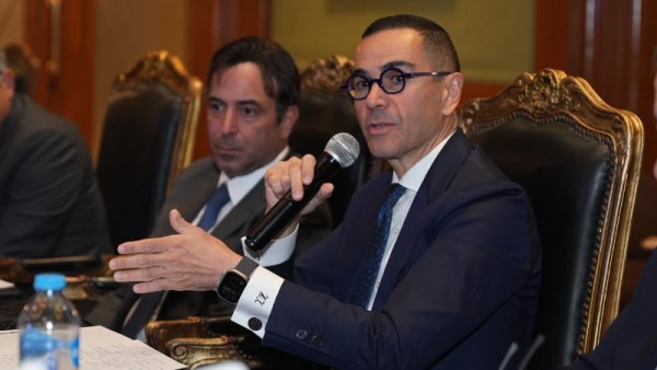 وزير الاستثمار والتجارة الخارجية