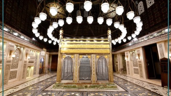 مقام الحسين في مصر  