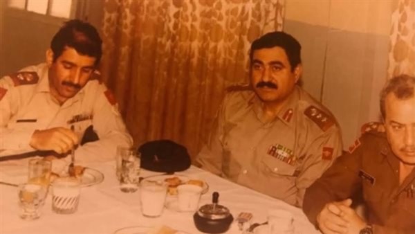عمر زعيتر مؤسس سلاح المدفعية